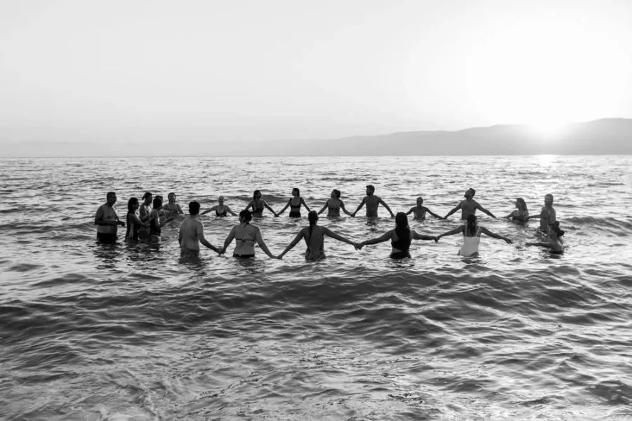 retreat-sea-circle